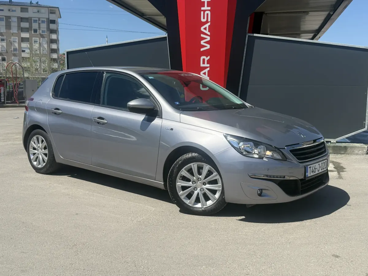Peugeot 308 Royal Rent-a-car